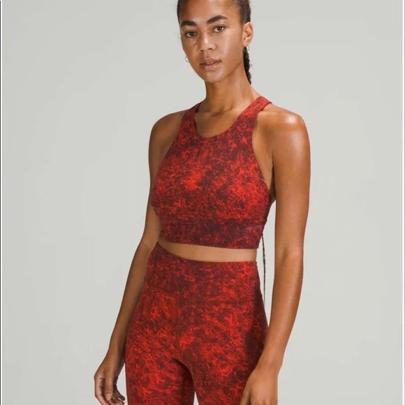 LULULEMON Sz 4 Wunder Train Long Line Med Support Sports Bra Yoga Athleisure $68 - Picture 2 of 12